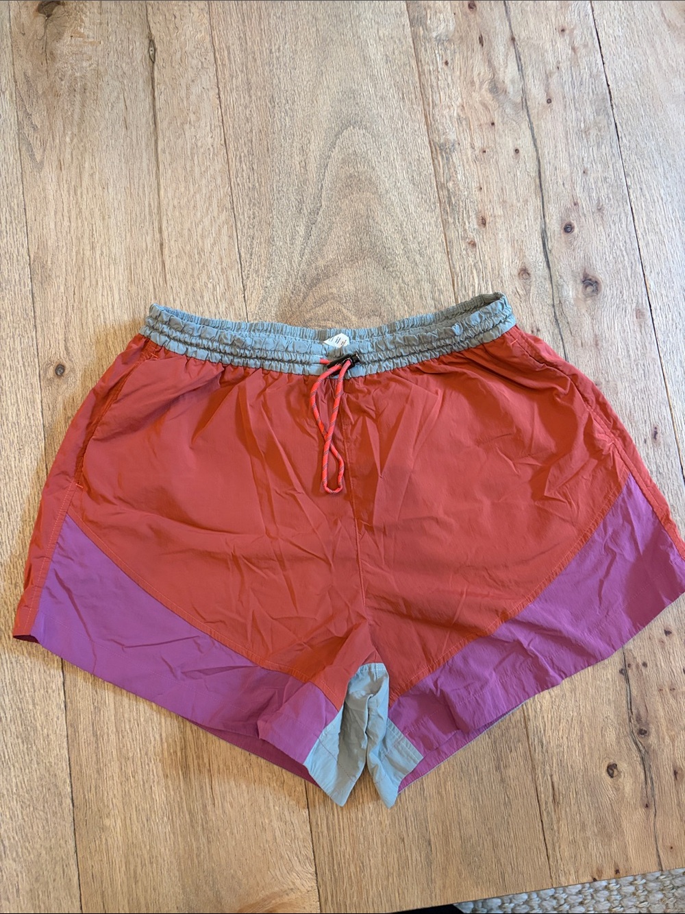 lululemon athletica Red & Purple Athletic Colorblock Shorts with Gray Waist